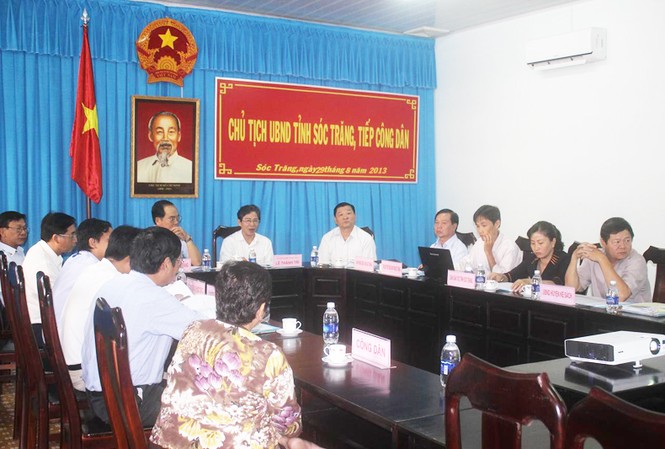 Từ mai, Bộ trưởng, Chủ tịch tỉnh phải tiếp dân hàng tháng Chủ tịch tỉnh Sóc Trăng trong một lần tiếp công dân. Ảnh minh họa: soctrang.gov.vn