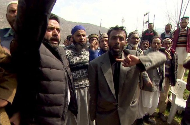 Kashmir, nơi mức sống đắt đỏ và cái chết rẻ mạt Trong bối cảnh Ấn Độ đang bước vào cuộc bầu cử quy mô lớn, khu vực tranh chấp Kashmir giữa nước này và Pakistan vẫn chưa có một phút giây bình yên