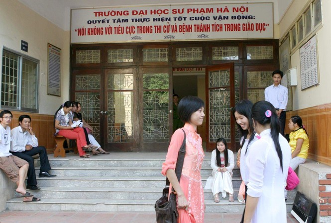 Sinh viên sư phạm được hỗ trợ học phí, sinh hoạt Sinh viên trường Đại học Sư phạm Hà Nội. Ảnh: Ngọc Châu