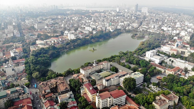 Quận Hoàn Kiếm, Hà Nội: Thương mại, du lịch tăng trưởng ấn tượng Năm 2018 thương mại và du lịch quận Hoàn Kiếm đã có bước tăng trưởng ấn tượng ảnh: Hoàng Mạnh thắng