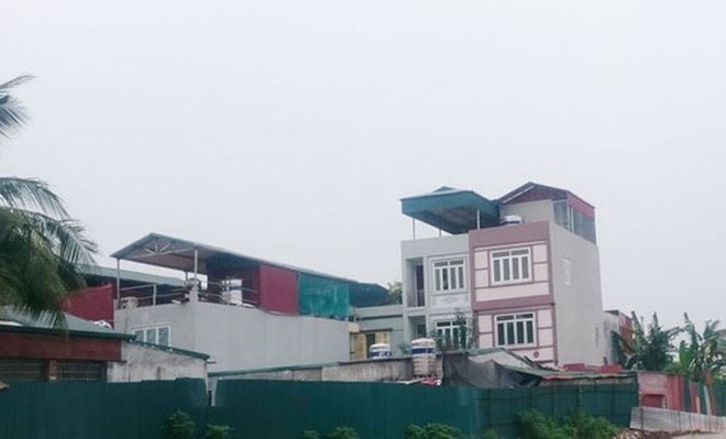 Giám sát về lĩnh vực đất đai tại nhiều bộ, ngành Việc rơi vào quy hoạch treo nhiều hộ dân khu vực phường Khương Đình, Thanh Xuân, Hà Nội không được cấp sổ đỏ. ảnh: Hồng Vĩnh