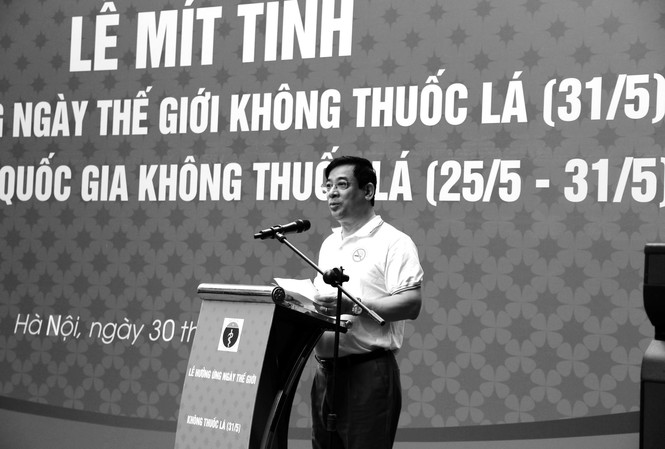 Bộ Y tế Mít tinh hưởng ứng Ngày thế giới không thuốc lá 31/5 PGS.TS Lương Ngọc Khuê, Cục trưởng Cục Quản lý Khám, chữa bệnh - Bộ Y tế, Giám đốc Quỹ Phòng, chống tác hại của thuốc lá phát biểu tại Lễ Mít tinh