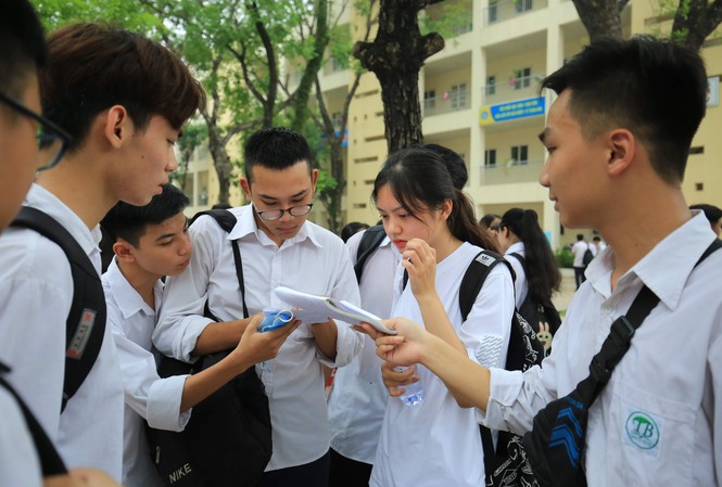 Dồi dào nguồn tuyển cho trường ĐH top trên và top giữa Thí sinh thi xong THPT quốc gia 2019. ảnh: Như Ý