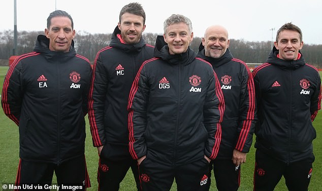 Lịch thi đấu Ngoại hạng Anh hôm nay: Solskjaer ra mắt M.U Ole Solskjaer ra mắt M.U đêm nay