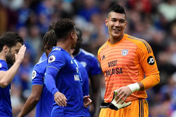 Asian Cup 2019: Philippines loại thủ môn Ngoại hạng Anh Philippines loại ngôi sao số 1 Neil Etheridge