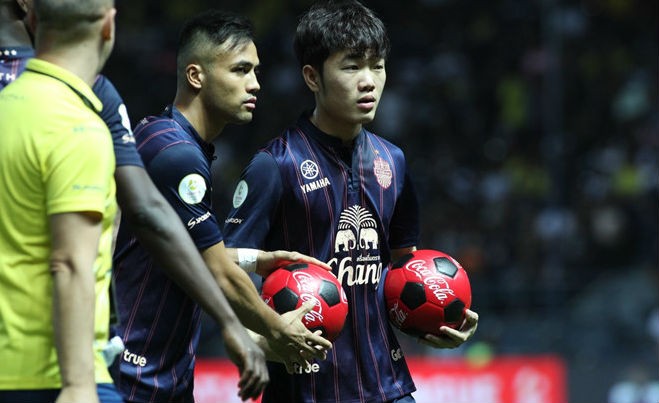 Lý do Xuân Trường chỉ đá 50 phút ở trận ra mắt Thai League Lương Xuân Trường tạo ra sức hút lớn ở Buriram United. Ảnh: Zing