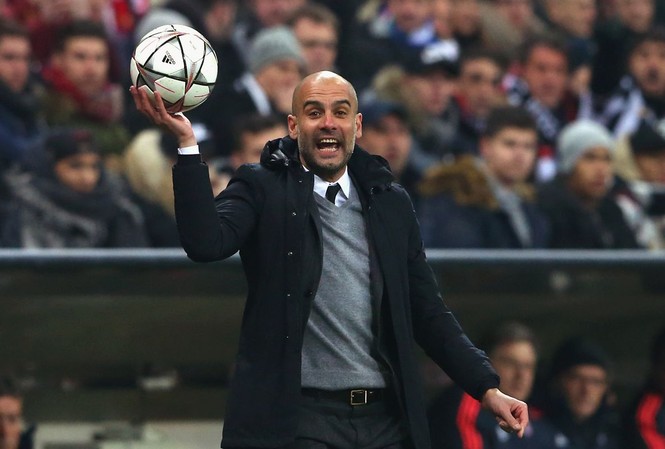 HLV Pep Guardiola đồng ý gia nhập Juventus, làm thầy Ronaldo HLV Pep Guardiola trên đường đến Juventus.