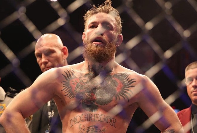 Tay đấm Conor McGregor bị bắt vì… cướp điện thoại Conor McGregor