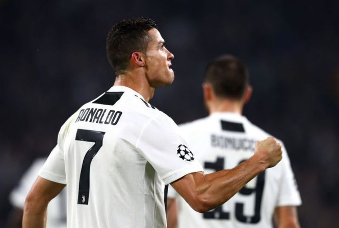 Ronaldo tập ầm ầm, Juvetus mừng khấp khởi Cristiano Ronaldo có nguy cơ vắng mặt ở trận đấu với Ajax