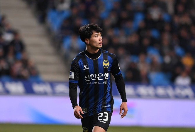 Công Phượng nói gì sau lần đầu tiên đá chính ở K League 1? Nguyễn Công Phượng. Ảnh: Incheon United