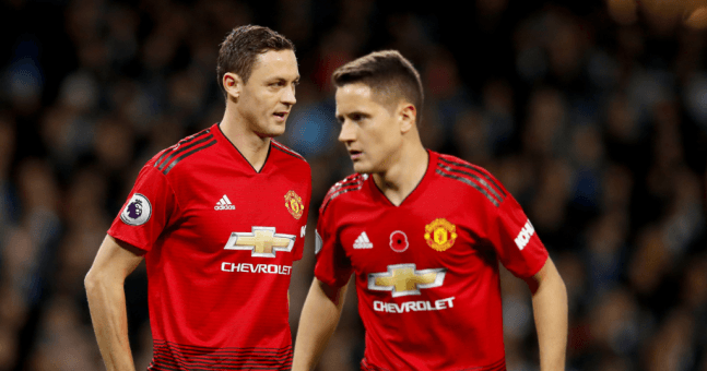 M.U mất hai 'chiến tướng' trước đại chiến Barcelona Nemanja Matic và Ander Herrera không kịp bình phục.