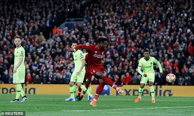 Mourinho ví các cầu thủ Barca như 'những đứa bé ngủ quên' Hàng thủ Barca 'ngủ quên' khi Origi ghi bàn