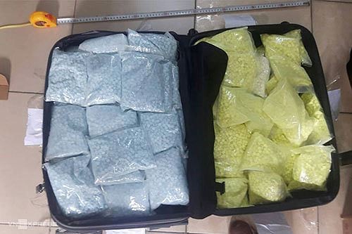 Bản tin Hình sự: Thu giữ gần nửa tạ ma túy tổng hợp Tang vật bị thu giữ. Ảnh: Bảo Ngọc.