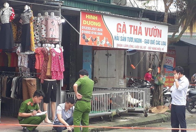 Bố nhận tội thay sau khi cùng con rể đánh chết kẻ trộm gà Chủ ki ốt Hinh Dương và con rể là nghi phạm hành hung ông H tử vong - Ảnh: Linh Khánh