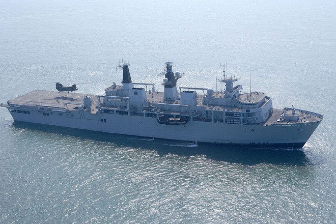 Trung Quốc cảnh báo Anh sau vụ tàu chiến Tàu HMS Albion
Ảnh: Wikipedia