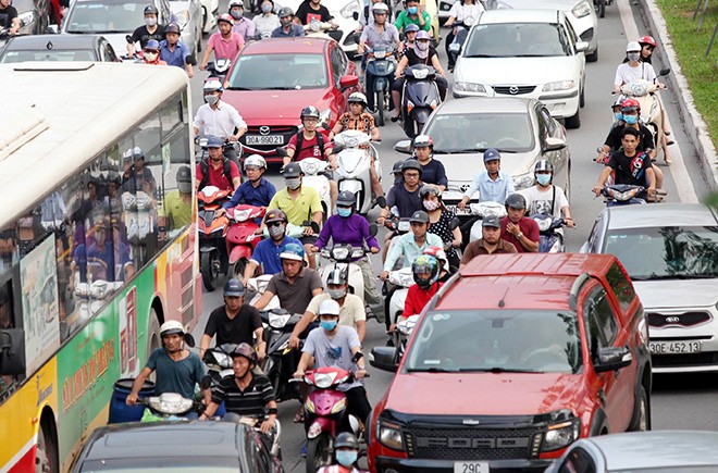 Hà Nội ô nhiễm không khí thứ 2 ở Đông Nam Á Thành phố Hà Nội, có 2 nguồn gây ô nhiễm chính là tình trạng phá dỡ các công trình xây dựng và giao thông
Ảnh: Như Ý