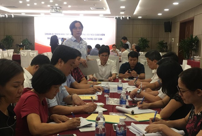Triển khai chương trình giáo dục phổ thông mới: Xi nhan sớm, bẻ lái từ từ Cán bộ quản lý ở các Sở GD&ĐT, Phòng GD&ĐT tham gia tập huấn do Bộ GD&ĐT tổ chức. Ảnh: Nghiêm Huê