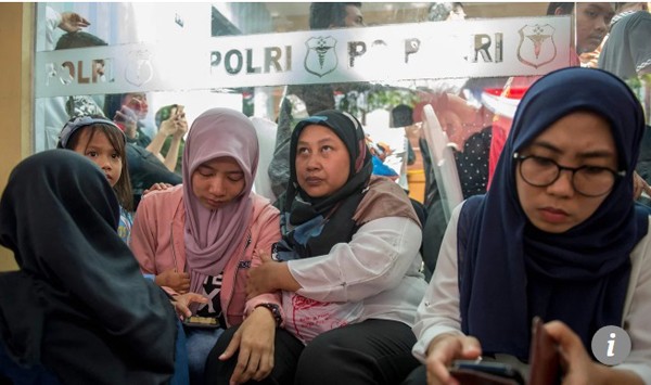Indonesia chưa tìm thấy hộp đen máy bay rơi Indonesia chưa tìm thấy hộp đen máy bay rơi