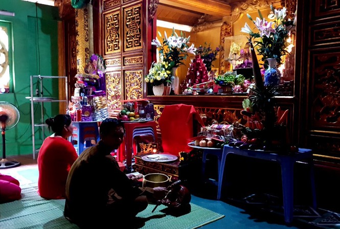 Tin mới nhất vụ trục lợi tín ngưỡng ở đền Đá Thiên Huyện Đồng Hỷ yêu cầu làm rõ hành vi trục lợi tín ngưỡng tại đền Đá Thiên
Ảnh: NGUYÊN KHÁNH
