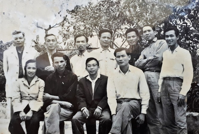 Khoa Văn trường Vinh - mất, còn... Các giảng viên Khoa văn Đại học sư phạm Vinh những năm 1960-1970 (Tư liệu)