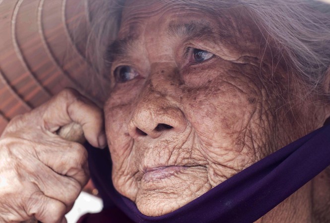 51 năm vụ thảm sát Sơn Mỹ: Mẹ tha thứ cho họ Chân dung mẹ Hà Thị Quý Ảnh: Lê Văn Chương