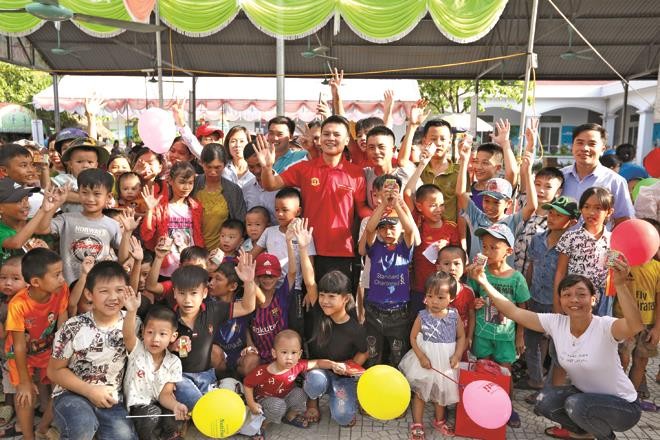Thầy trò HLV Park Hang Seo 'đắt sô' Thầy trò HLV Park Hang Seo 'đắt sô'