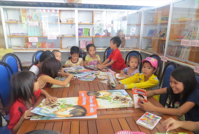 Lan tỏa tình yêu từ trang sách Trẻ em đọc sách tại Đủng Đỉnh Đọc