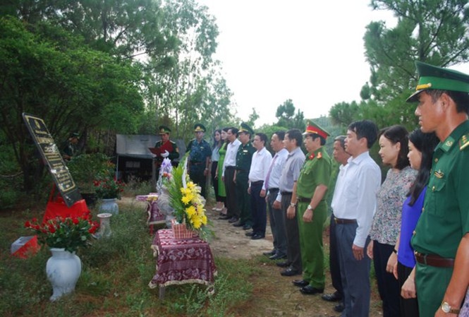 Bộ đội bàn giao lại việc quản lý khu mộ Đại tướng Võ Nguyên Giáp Bộ đội bàn giao lại việc quản lý khu mộ Đại tướng Võ Nguyên Giáp