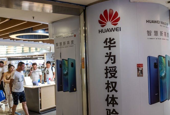 Lối thoát nào cho Huawei? Google đã bắt đầu hạn chế cung cấp dịch vụ phần mềm cho Huawei sau lệnh cấm của chính phủ Mỹ. ảnh: New York Times