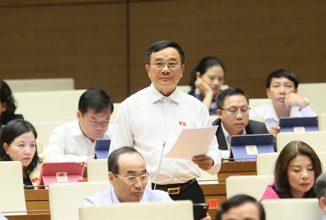 Bộ trưởng không nên là đại biểu Quốc hội? Nhiều đại biểu bày tỏ quan điểm rằng, lãnh đạo các tỉnh, bộ trưởng không nên là đại biểu QH ảnh: như ý