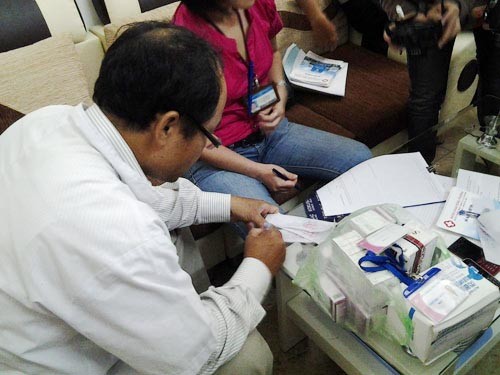 Tiếp tục kiểm tra phòng khám Trung Quốc Tiếp tục kiểm tra phòng khám Trung Quốc