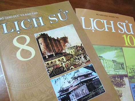 SGK sai nhiều do “đẻ” ngược SGK sai nhiều do “đẻ” ngược