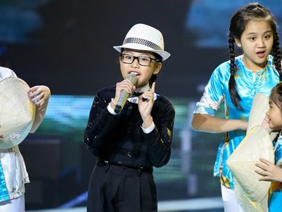 Phương Mỹ Chi hóa 'Việt kiều' vẫn hát dân ca ngọt ngào Phương Mỹ Chi hóa 'Việt kiều' vẫn hát dân ca ngọt ngào