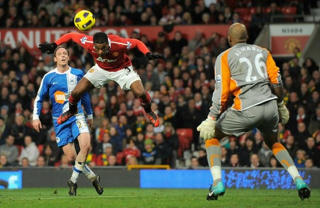 Man United hạ Man United hạ "mỏ điểm" Wigan, Chelsea tiếp tục trắng tay