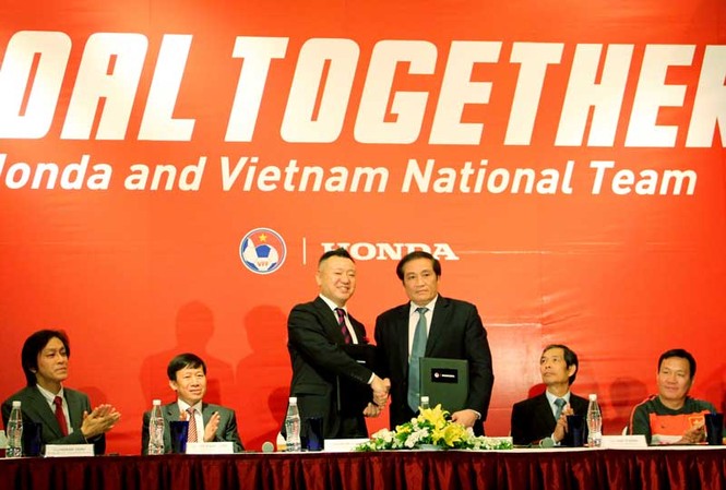 Chung tay vì nền bóng đá Việt Nam Chung tay vì nền bóng đá Việt Nam