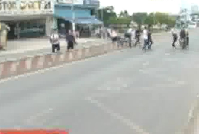 Sinh viên đùa với tử thần Sinh viên đùa với tử thần