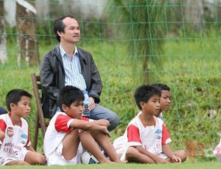 Học viện HAGL-Arsenal tốn bao nhiêu tiền của bầu Đức? Học viện HAGL-Arsenal tốn bao nhiêu tiền của bầu Đức?