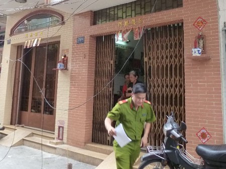 TP.HCM: Một phụ nữ nhảy lầu tự tử TP.HCM: Một phụ nữ nhảy lầu tự tử