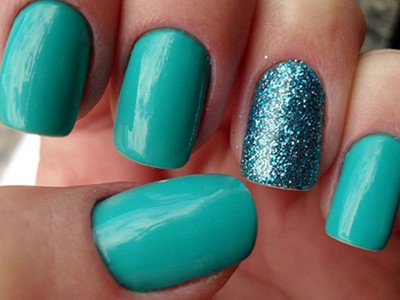 Nail phá cách với ngón đeo nhẫn Nail phá cách với ngón đeo nhẫn