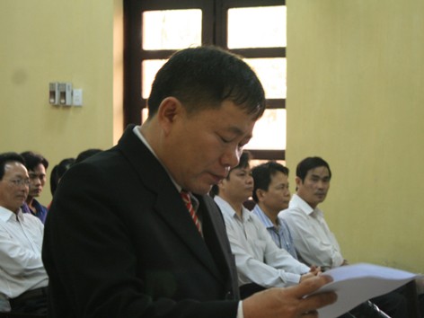 Ông Vươn thua kiện UBND huyện Tiên Lãng Ông Vươn thua kiện UBND huyện Tiên Lãng