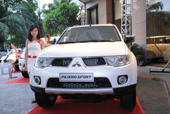 Mitsubishi Caravan 2012 kết thúc Mitsubishi Caravan 2012 kết thúc