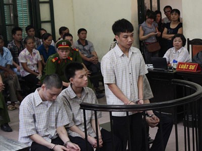 Án chung thân vì giết người vô cớ Án chung thân vì giết người vô cớ