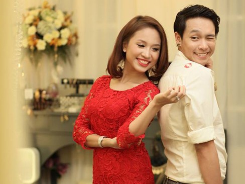Make-up Đỗ Nguyên: Phụ nữ đẹp sẽ không lệ thuộc son phấn Make-up Đỗ Nguyên: Phụ nữ đẹp sẽ không lệ thuộc son phấn