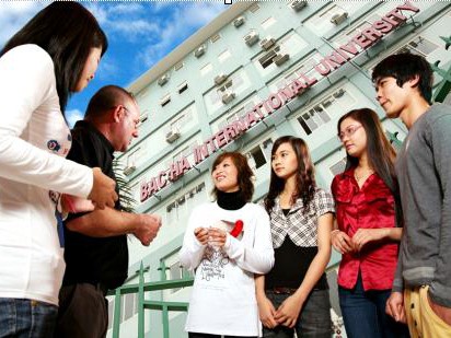 Chất lượng quốc tế, túi tiền Việt Chất lượng quốc tế, túi tiền Việt
