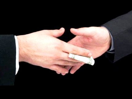 Xét xử vụ cán bộ kiểm toán nhận hối lộ Xét xử vụ cán bộ kiểm toán nhận hối lộ