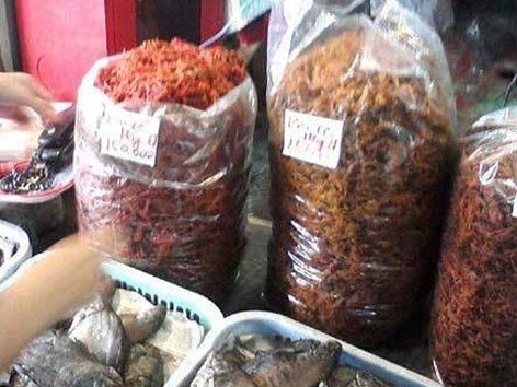Thịt ôi tẩm hóa chất 'phù phép' thành bò khô Thịt ôi tẩm hóa chất 'phù phép' thành bò khô
