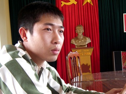 Trả giá vì 'yêu cô sinh viên' 12 tuổi Trả giá vì 'yêu cô sinh viên' 12 tuổi