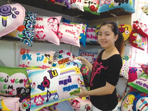 Thương hiệu gối xinh từ 1 triệu đồng Thương hiệu gối xinh từ 1 triệu đồng