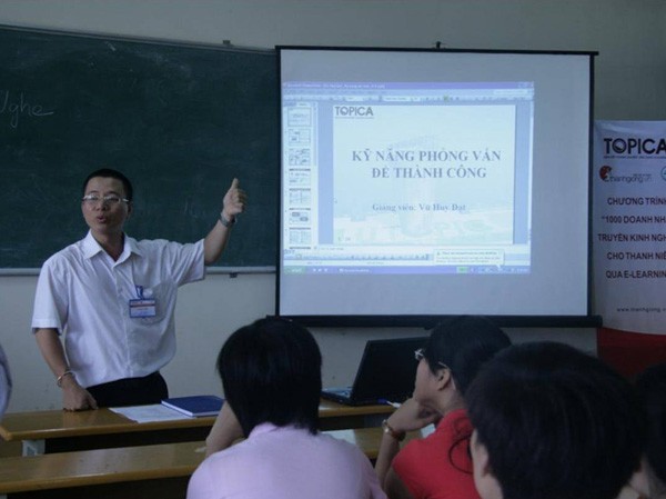 Hơn 500 doanh nhân làm giảng viên Hơn 500 doanh nhân làm giảng viên
