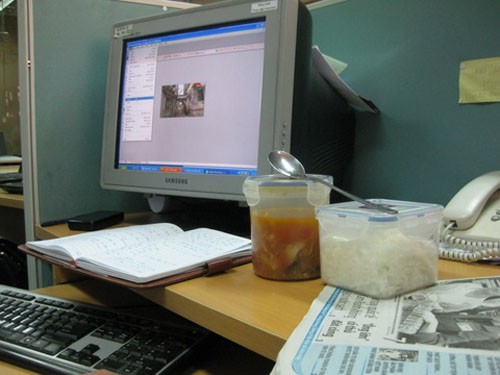 Dân công sở đi buôn để... giảm stress? Dân công sở đi buôn để... giảm stress?